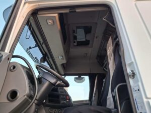 truck XF460SLH LD FB960DC 50437